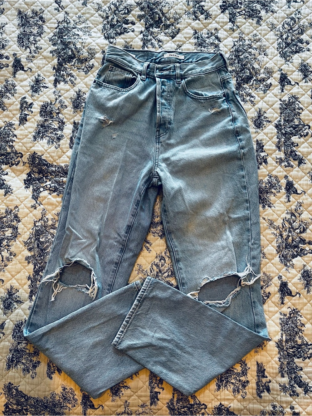 Women’s Pac Sun “Dad Jean”, Size 27